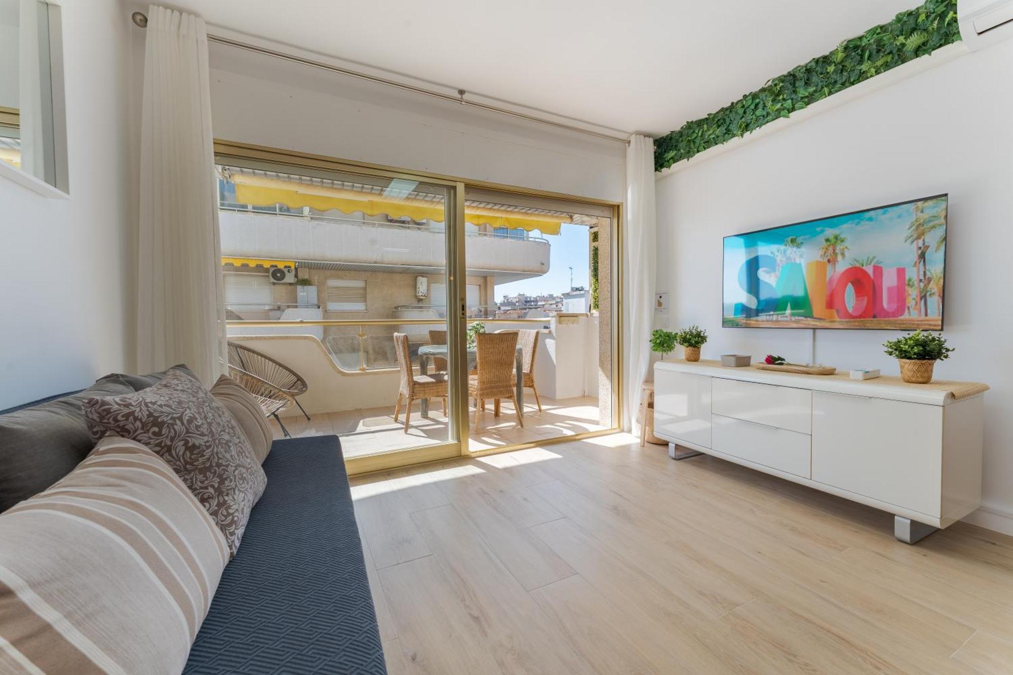 Arquus Little Hawaii Apartment ซาลอว์ ภายนอก รูปภาพ