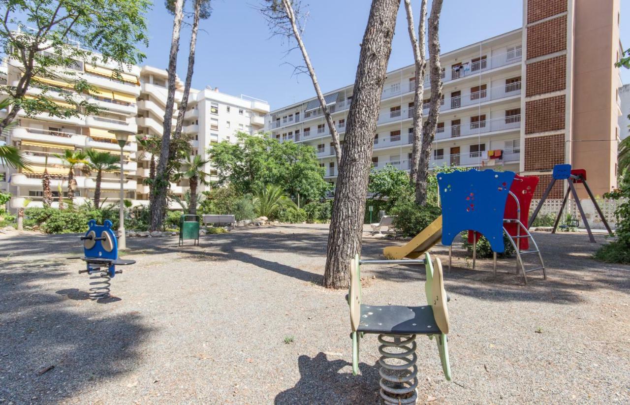 Arquus Little Hawaii Apartment ซาลอว์ ภายนอก รูปภาพ