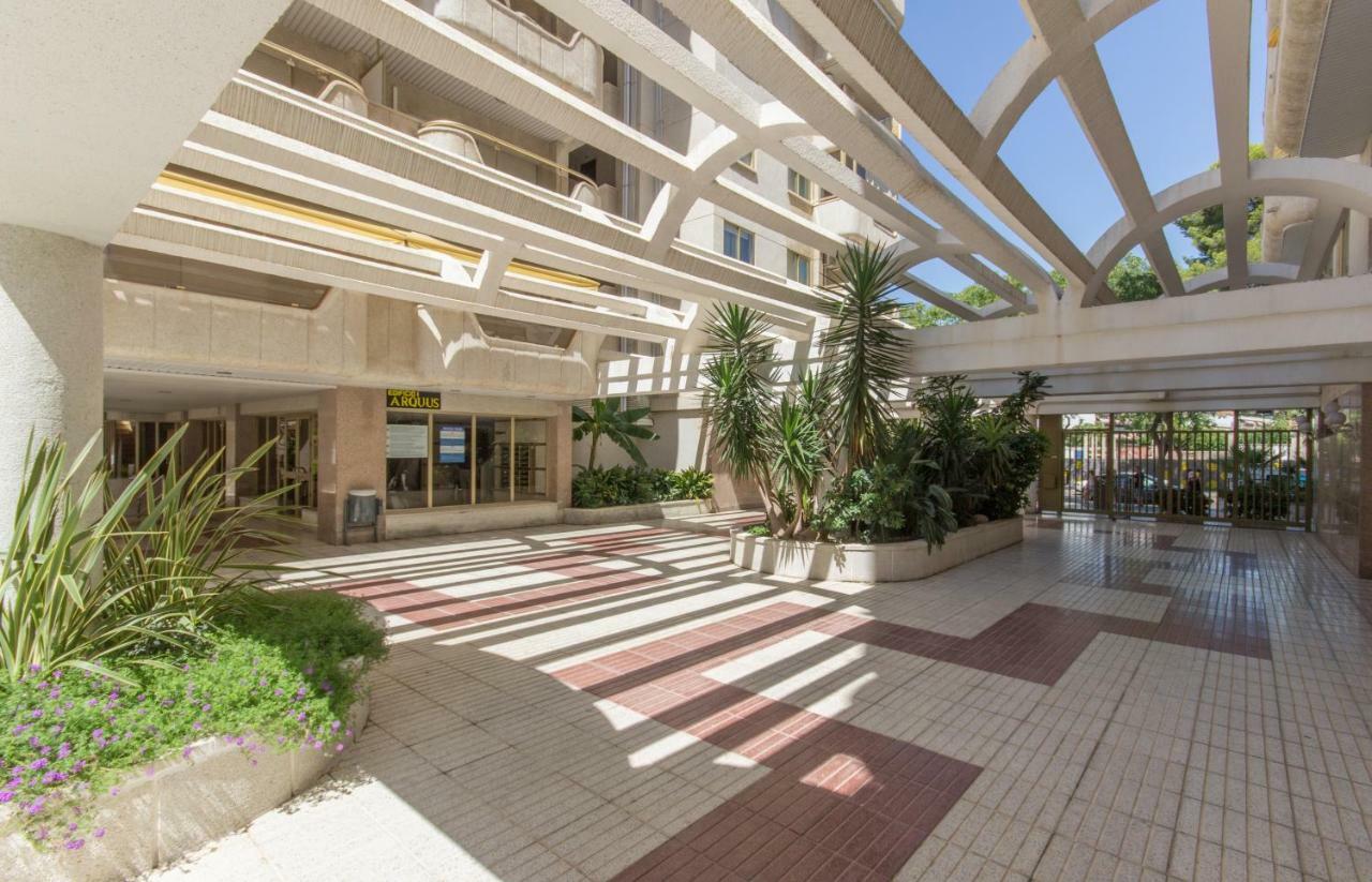 Arquus Little Hawaii Apartment ซาลอว์ ภายนอก รูปภาพ